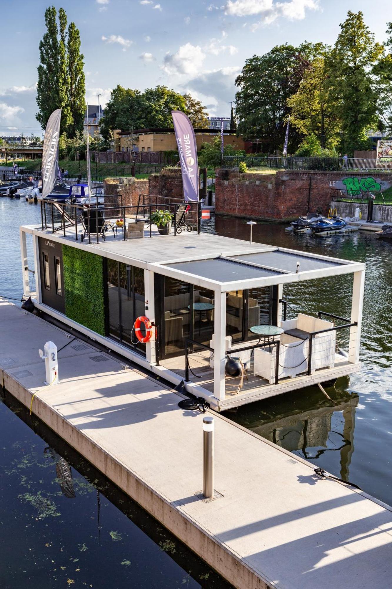 גדנסק Domy Na Wodzie - La Mare Motlava Houseboats With Sauna By Downtown Apartments מראה חיצוני תמונה