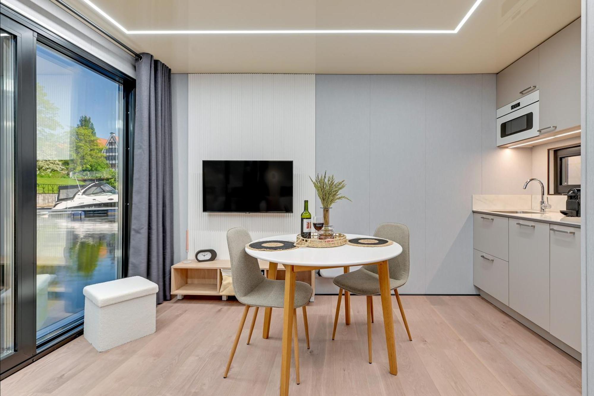 גדנסק Domy Na Wodzie - La Mare Motlava Houseboats With Sauna By Downtown Apartments חדר תמונה